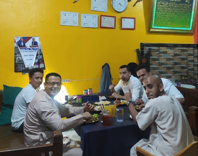 asinan betawi di jakarta timur, asinan betawi enak di jakarta timur, asinan betawi legendaris di jakarta timur, tempat makan asinan betawi di jakarta timur, warung asinan betawi di jakarta timur, top 8+ asinan betawi di jakarta timur paling enak & legendaris