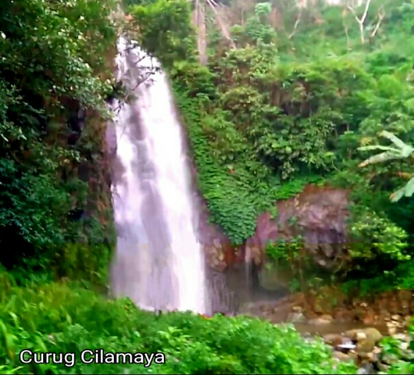 air terjun di purwakarta, curug di purwakarta, curug putri, curug terbaik di purwakarta, wisata air terjun di purwakarta, wisata alam di purwakarta, top 9+ curug di purwakarta paling hits & terbaik, air terjun paling indah