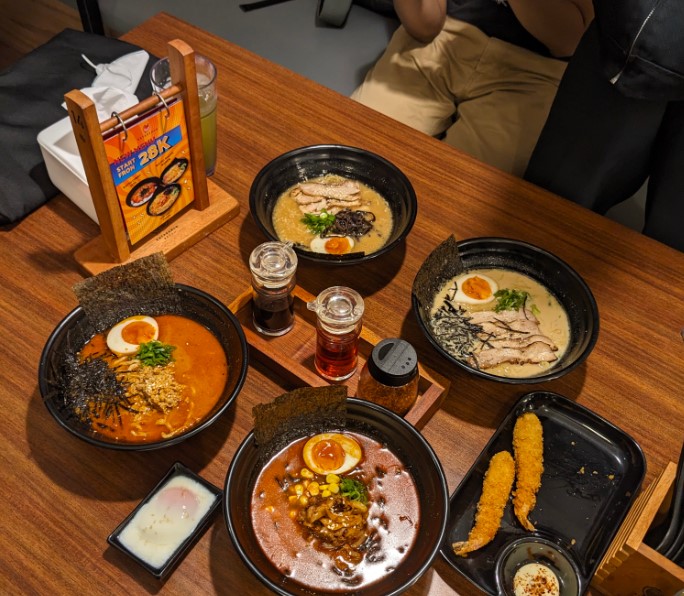 ramen di bintaro, ramen enak di bintaro, ramen terbaru di bintaro, restoran ramen di bintaro, tempat makan ramen di bintaro, top 9+ restoran ramen di bintaro paling enak & populer, wajib cobain!