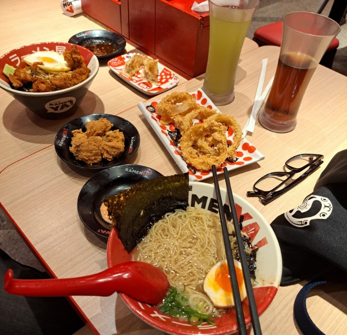 ramen di bintaro, ramen enak di bintaro, ramen terbaru di bintaro, restoran ramen di bintaro, tempat makan ramen di bintaro, top 9+ restoran ramen di bintaro paling enak & populer, wajib cobain!