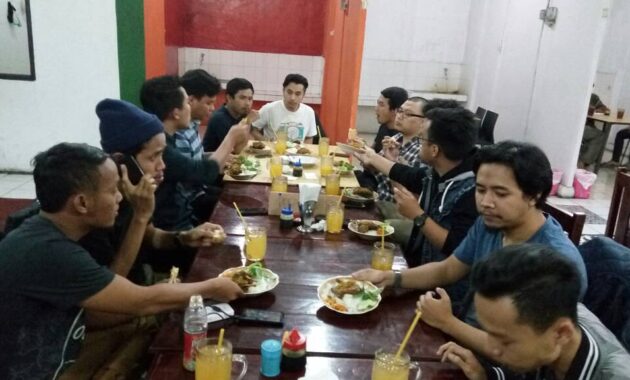Warung Bebek Sinjay Yang Hits Kini Hadir di Bandung