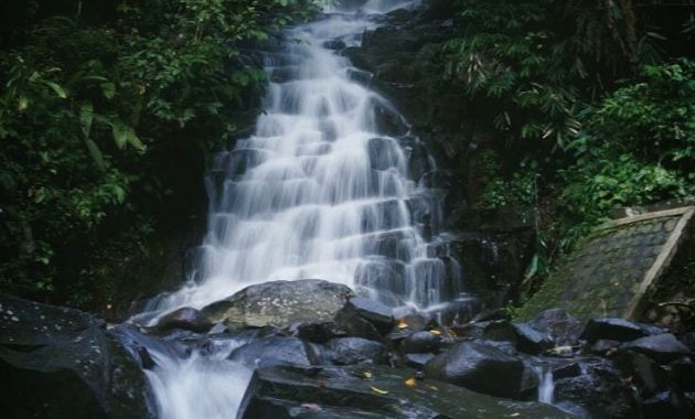 wisata air terjun irenggolo, Wisata Alam, Keindahan Lokasi, Rute Menuju Lokasi, Jam Buka, Harga Tiket Masuk