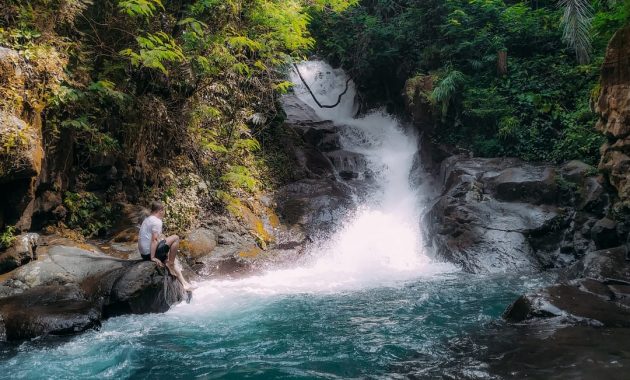 wisata curug panjang megamendung bogor, Lokasi Dimana , Rute Menuju Lokasi, Daya Tarik, Fasilitas dan Aktivitas, Tips Berkunjung 