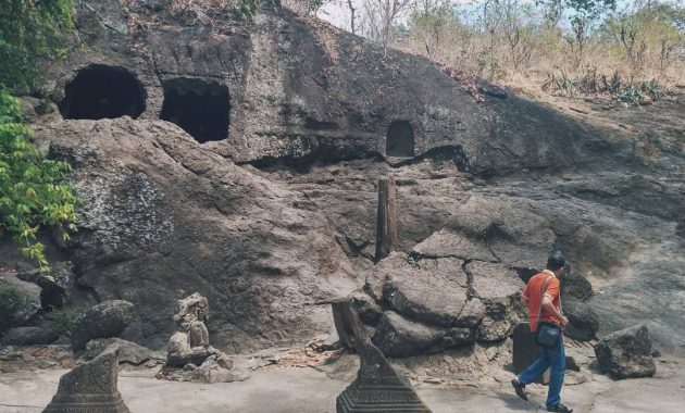 wisata gua selomangleng
