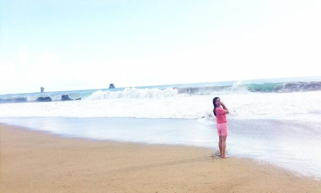 wisata pantai bajul mati malang jawa timur