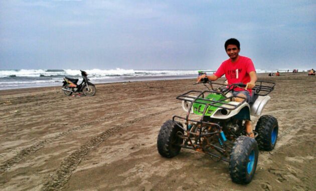 wisata pantai parangtritis jogja yang mudah dijangkau, apakah sudah dibuka atau tutup hari ini?