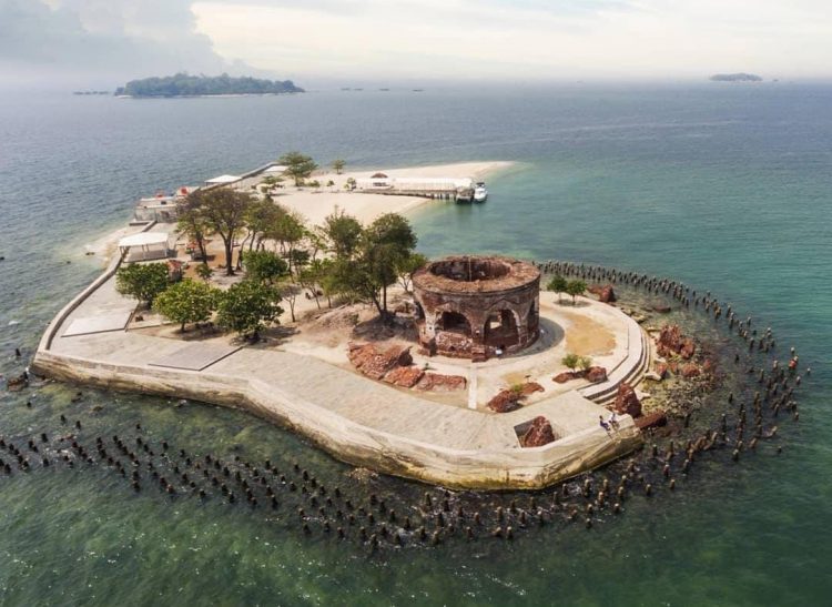 Wisata Pulau Kelor: Tiket, Daya Tarik, Aktivitas Seru, Total Biaya