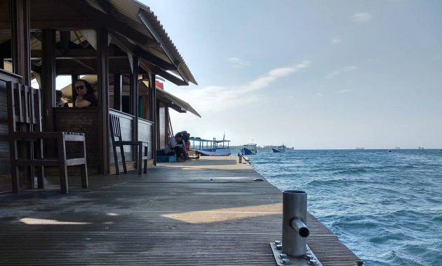 wisata rumah apung bangsring, Menilik Lokasi, Keindahan, Harga Tiket Masuk, Rute Menuju Lokasi, Tips Berlibur