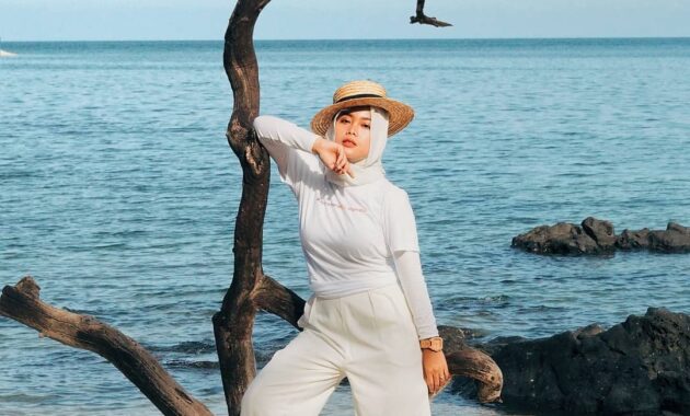 wisata teluk ijo, Diperbincangkan, Keindahan Potensi, Jalan Menuju Lokasi, Buka Jam Berapa, Harga Tiket Masuk