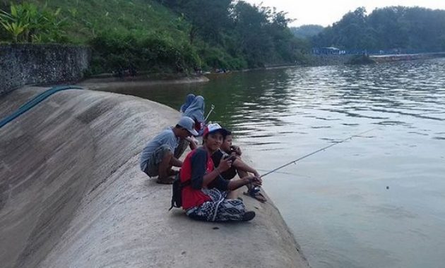 wow! indahnya pesona alam waduk cacaban tegal yang menyimpan kisah mistis