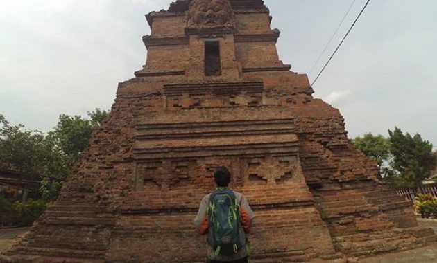 yuk berkunjung ke makam raja tersohor majapahit di candi ngetos kabupaten nganjuk