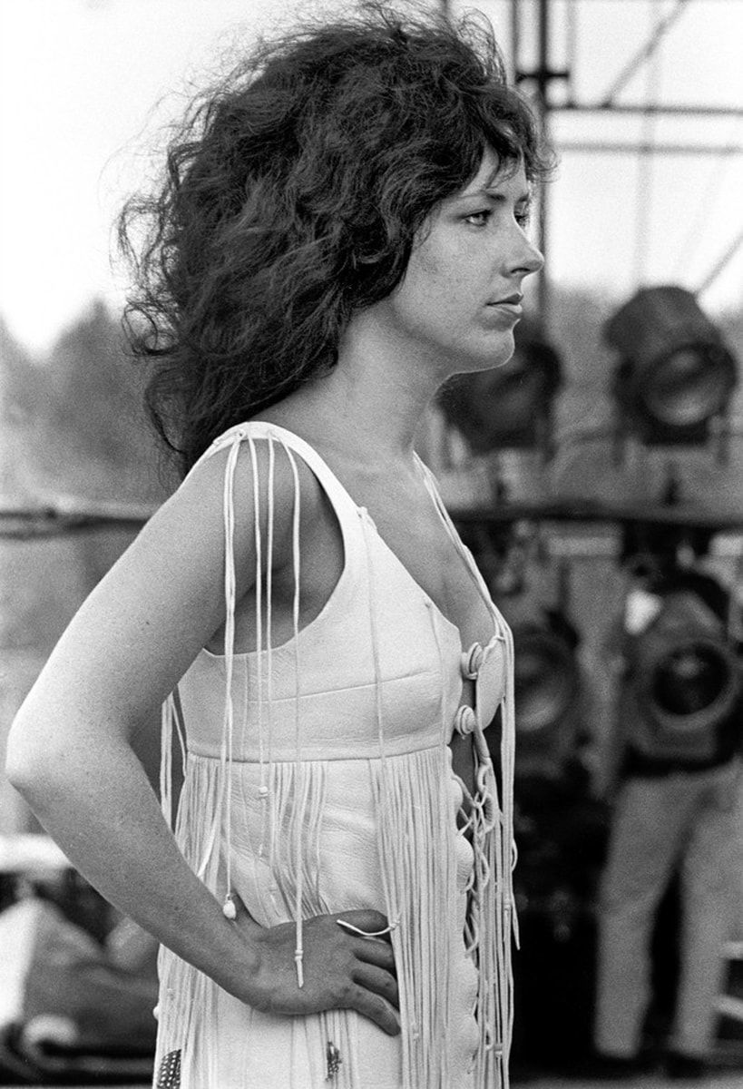 7 gaya vokalis cewek band rock 80an yang ikonik banget!, 1. Chrissie Hynden, 2. Ann Wilson, 3. Dolores O’Riordan, 4. Grace Slick, 5. Katrina Leskanic, 6. Donita Sparks, 7. Marie Fredriksson
