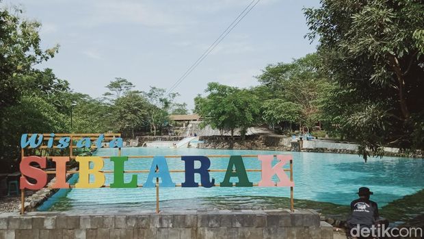 Tempat wisata Umbul Siblarak di Polanharjo, Klaten., 1. Umbul Manten, 2. Umbul Pelem, 3. Umbul Nilo, 4. Umbul Brintik, 5. Umbul Sigedang Kapilaler, 6. Umbul Siblarak, 7. Umbul Ponggok