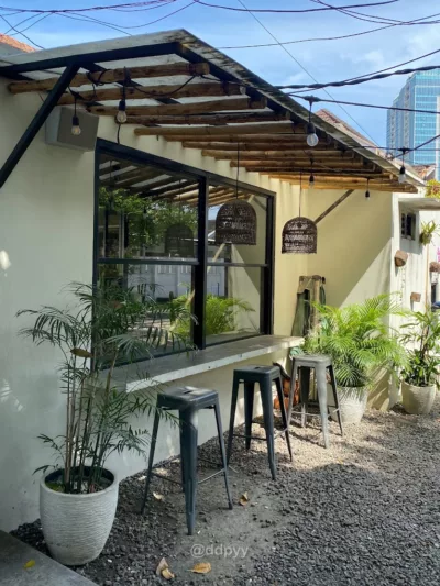 cafe di gandaria, cocok buat nongkrong dan ngopi sore, 1. Mineral Cafe, 2. 1/15 Coffee, 3. Simetri Coffee Roasters, 4. Suasana Kopi, 5. Kopi Nyai
