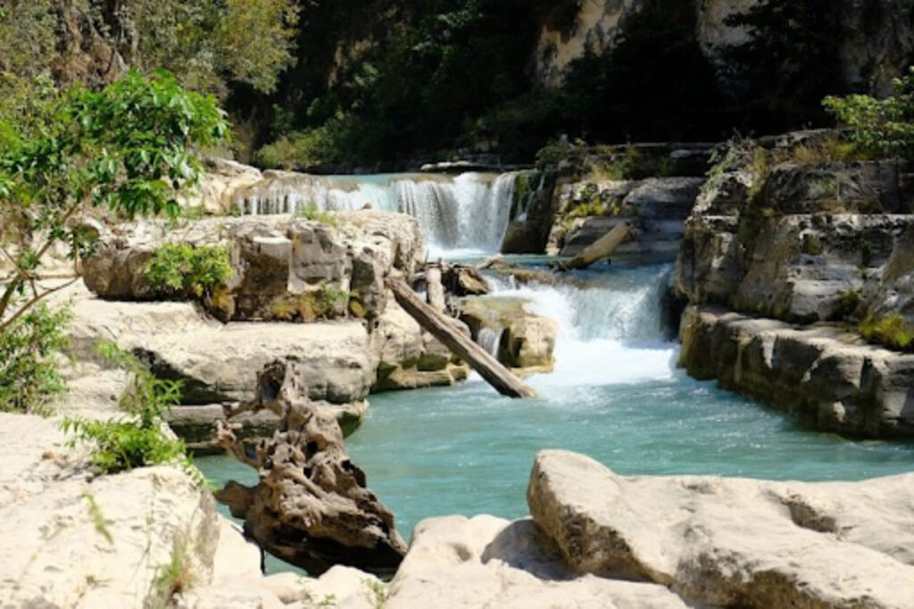 cocok untuk liburan, inilah 13 tempat wisata sumba yang menarik