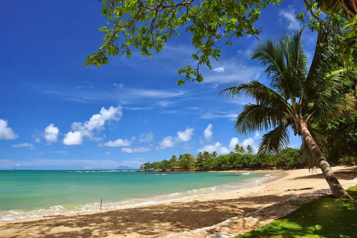 Daya Tarik Pantai Anyer Carita, Ini Dia Rute dan HTM-nya!