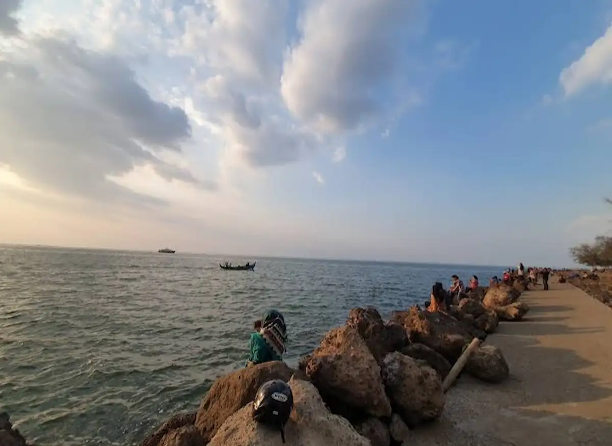 Daya Tarik Pantai Marina Semarang, Ini Rute dan HTM-nya