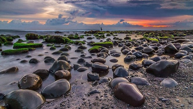 daya tarik pantai yeh leh bali, ini dia rute, daya tarik, dan fasilitasnya!