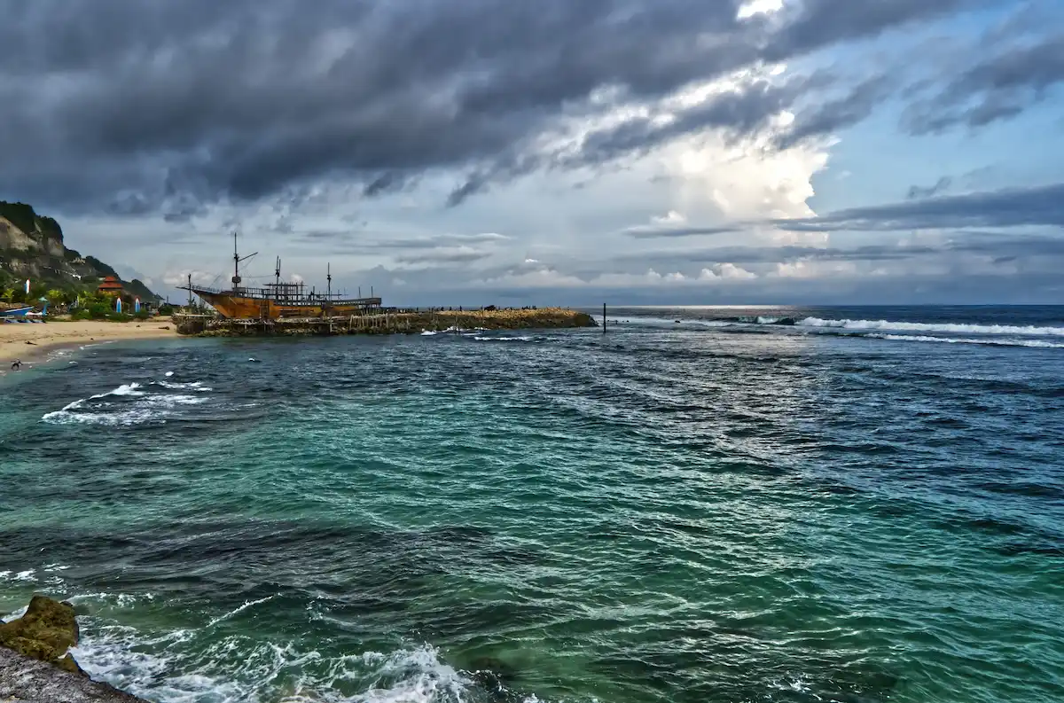ingin snorkeling di seminyak? eits, belum tentu pantainya cocok, lho!