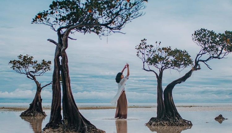 Pantai Walakiri