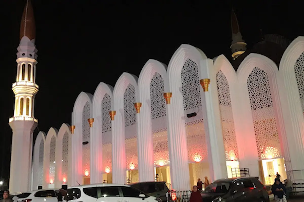 kota wisata cibubur malam hari: 10 tempat wisata dan kuliner yang bisa dikunjungi di malam hari