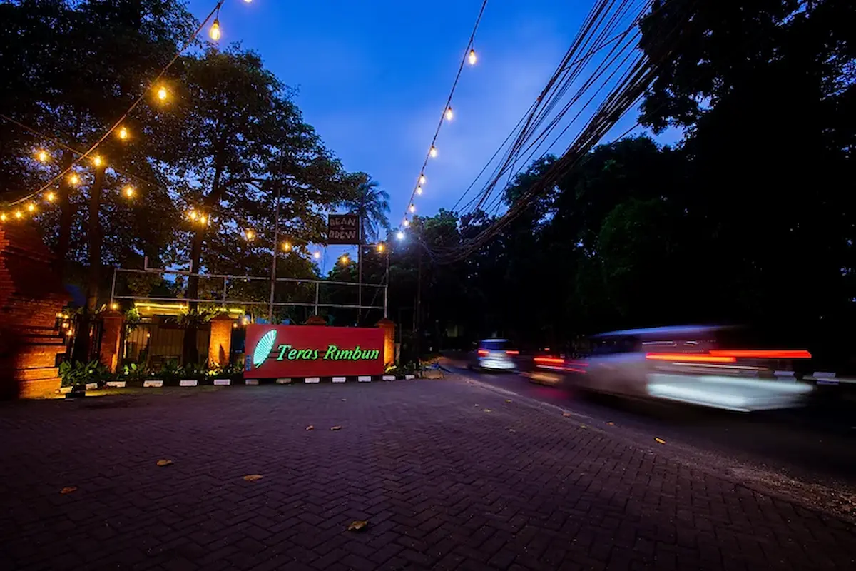 kota wisata cibubur malam hari: 10 tempat wisata dan kuliner yang bisa dikunjungi di malam hari