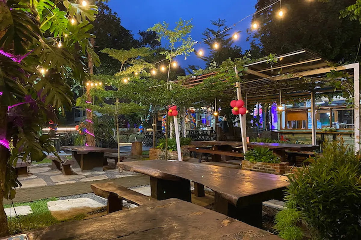 kota wisata cibubur malam hari: 10 tempat wisata dan kuliner yang bisa dikunjungi di malam hari