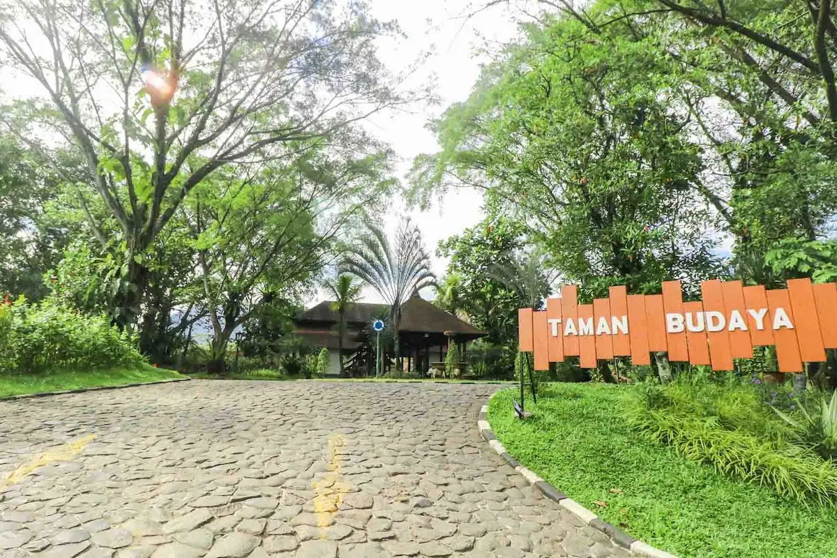 liburan dengan keluarga? jangan lupa mengunjungi 15 tempat wisata anak di sentul berikut ini!