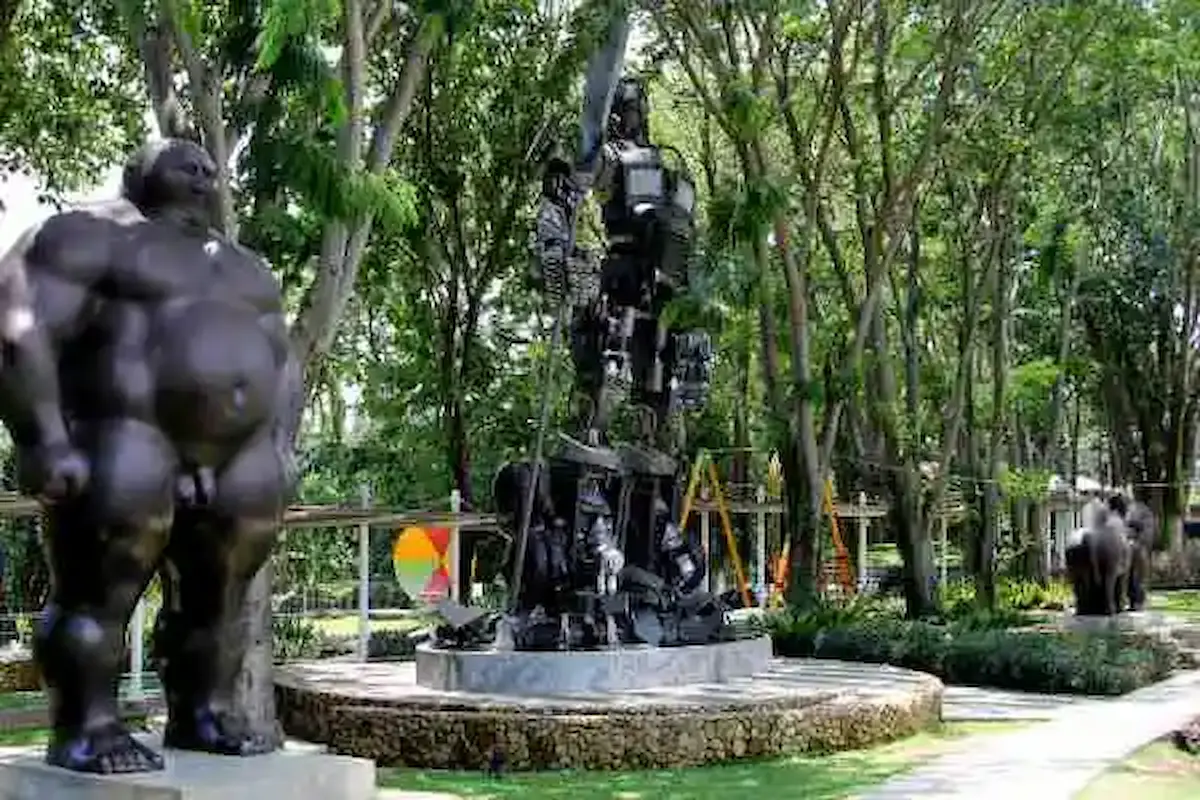 liburan dengan keluarga? jangan lupa mengunjungi 15 tempat wisata anak di sentul berikut ini!