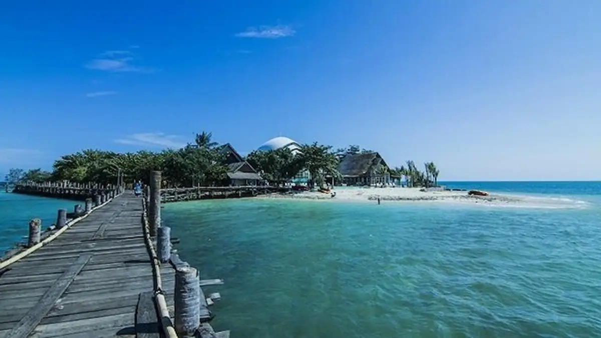 liburan? yuk, kunjungi 30 tempat wisata di banten ini!
