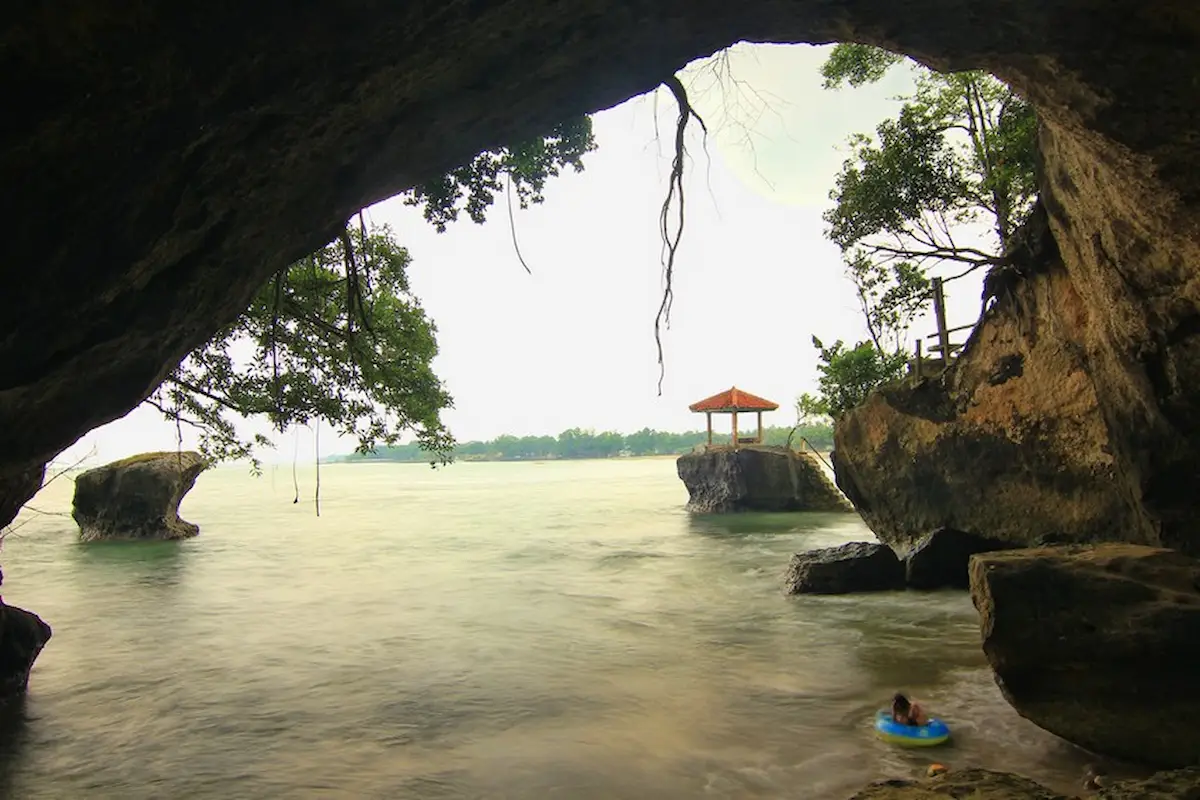 liburan? yuk, kunjungi 30 tempat wisata di banten ini!
