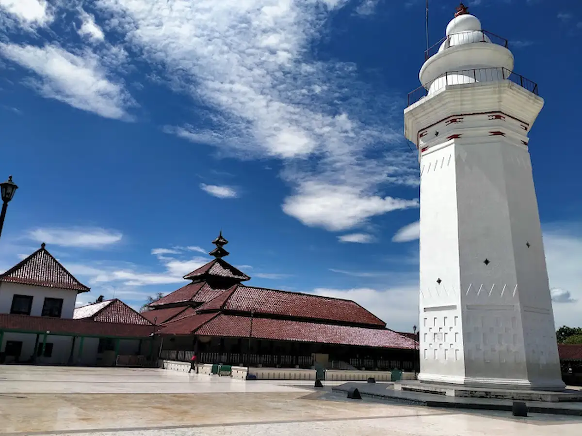 liburan? yuk, kunjungi 30 tempat wisata di banten ini!