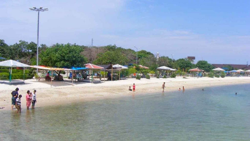 Menikmati Pesona Dan Suasana Di Pantai Tanjung Pasir