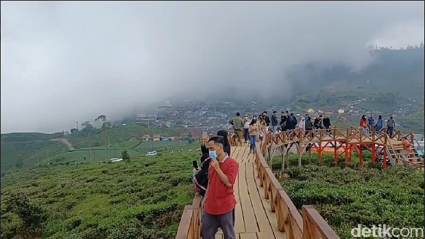 Taman Langit Pangalengan, Ada Apa Saja di Taman Langit Pangalengan?, Lokasi dan Rute ke Taman Langit Pangalengan, Jam Buka Taman Langit Pangalengan, Tiket Masuk Taman Langit Pangalengan, Tips Berkunjung ke Taman Langit Pangalengan