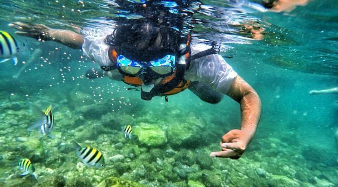 gunungkidul, jogja, pantai drini, yogyakarta, pantai drini, pantai indah di gunungkidul yogyakarta