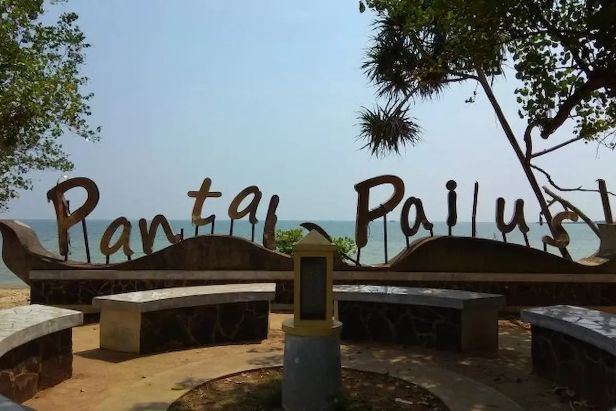 Pantai Pailus: Destinasi Wisata Alam Indah untuk Liburan