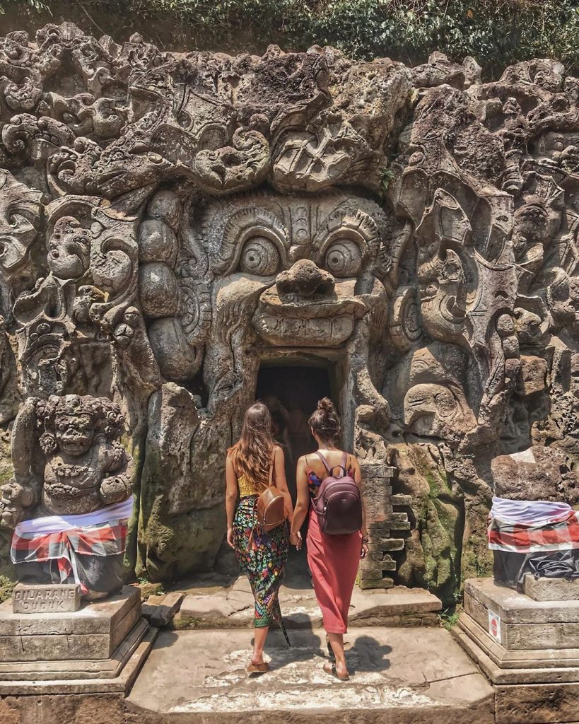 bali, gianyar, goa gajah, goa gajah ubud, ubud, review, lokasi, dan harga tiket masuk goa gajah bali, Mengenal Goa Gajah Gianyar Bali, Peninggalan Budaya di Goa Gajah Gianyar, Fasilitas, Harga Tiket Masuk Goa Gajah