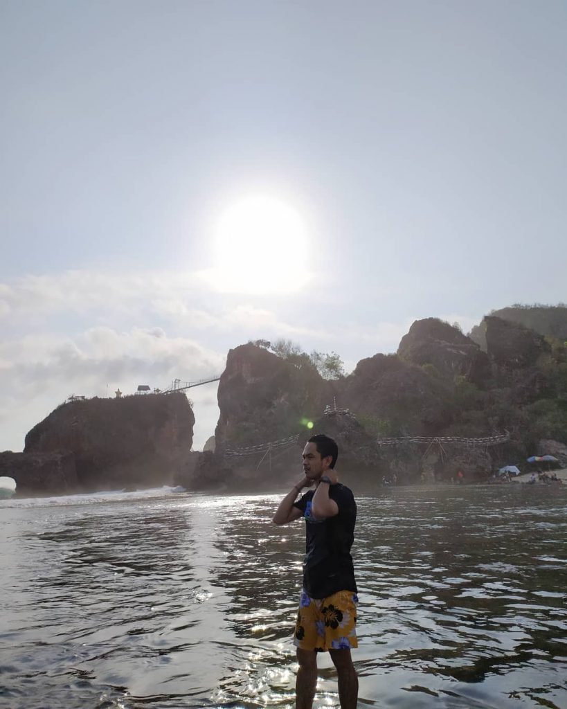 gunungkidul, jogja, pantai, pantai di gunungkidul, pantai di jogja, pantai siung, pantai siung jogja, yogyakarta, review, lokasi, dan harga tiket masuk pantai siung jogja