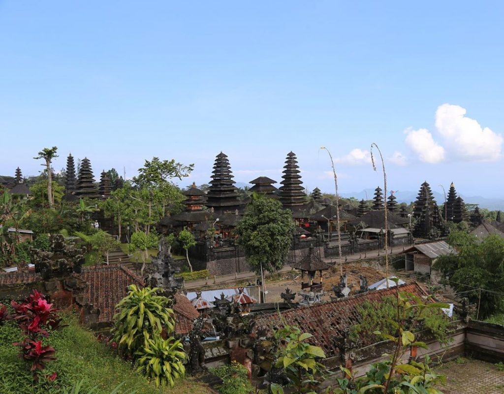 bali, karangasem, pura besakih, pura besakih bali, review, lokasi, dan harga tiket masuk pura besakih bali