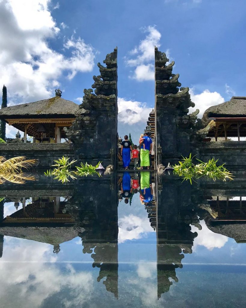 bali, karangasem, pura besakih, pura besakih bali, review, lokasi, dan harga tiket masuk pura besakih bali