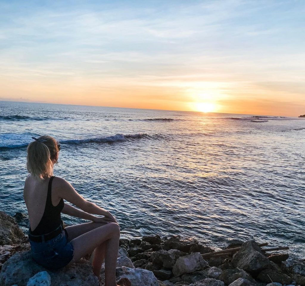 Review, Lokasi, Dan Harga Tiket Pantai Melasti Bali