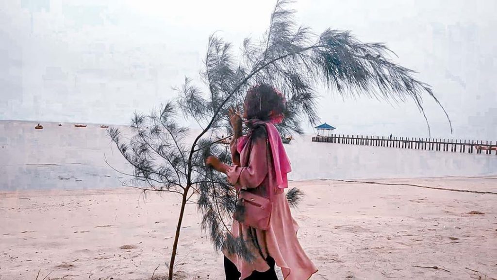 jawa tengah, pantai, pantai di rembang, pantai wates, pantai wates rembang, rembang, review, lokasi, dan harga tiket pantai wates rembang