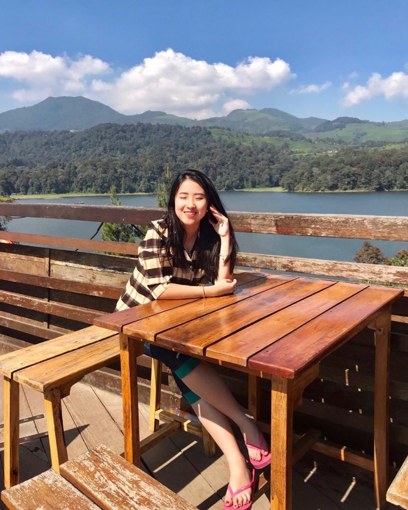bandung, ciwidey, glamping lakeside rancabali, jawa barat, review, lokasi, dan tiket glamping lakeside rancabali