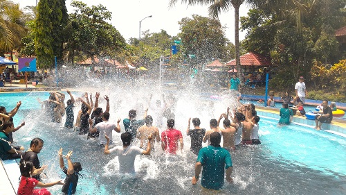 jawa tengah, owabong waterpark, purbalingga, review, lokasi dan tiket masuk owabong waterpark