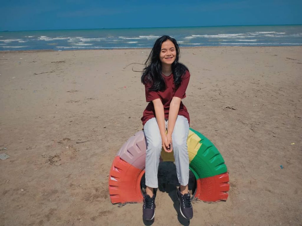 Review, Lokasi, Dan Tiket Masuk Pantai Karangsong