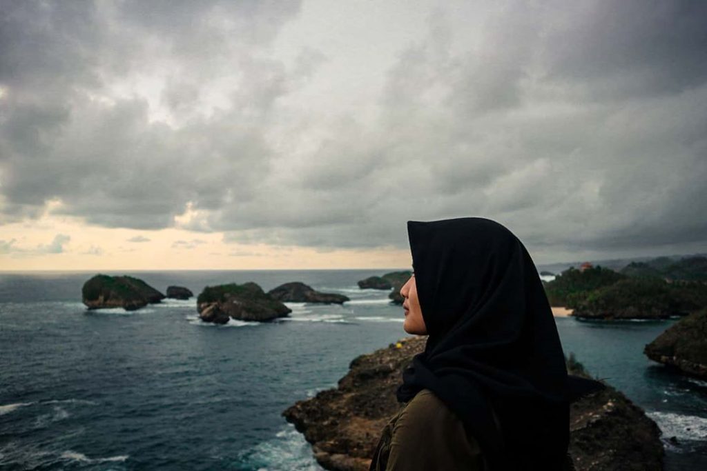 jawa timur, pacitan, pantai, pantai di pacitan, pantai kasap, pantai kasap pacitan, review, lokasi, dan tiket masuk pantai kasap pacitan