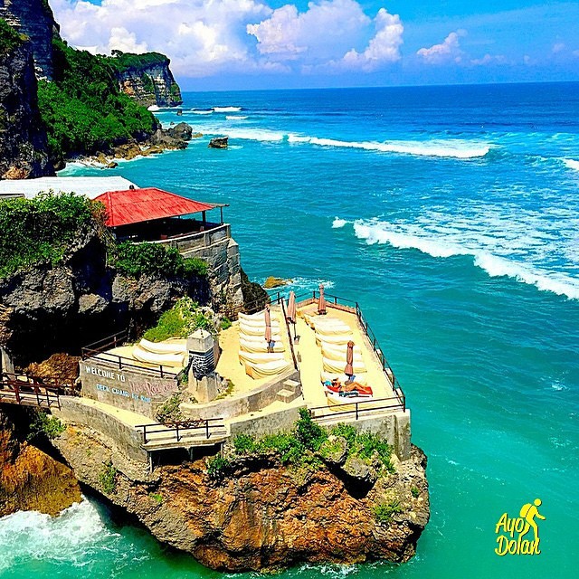 Review, Lokasi, Dan Tiket Masuk Pantai Suluban Bali