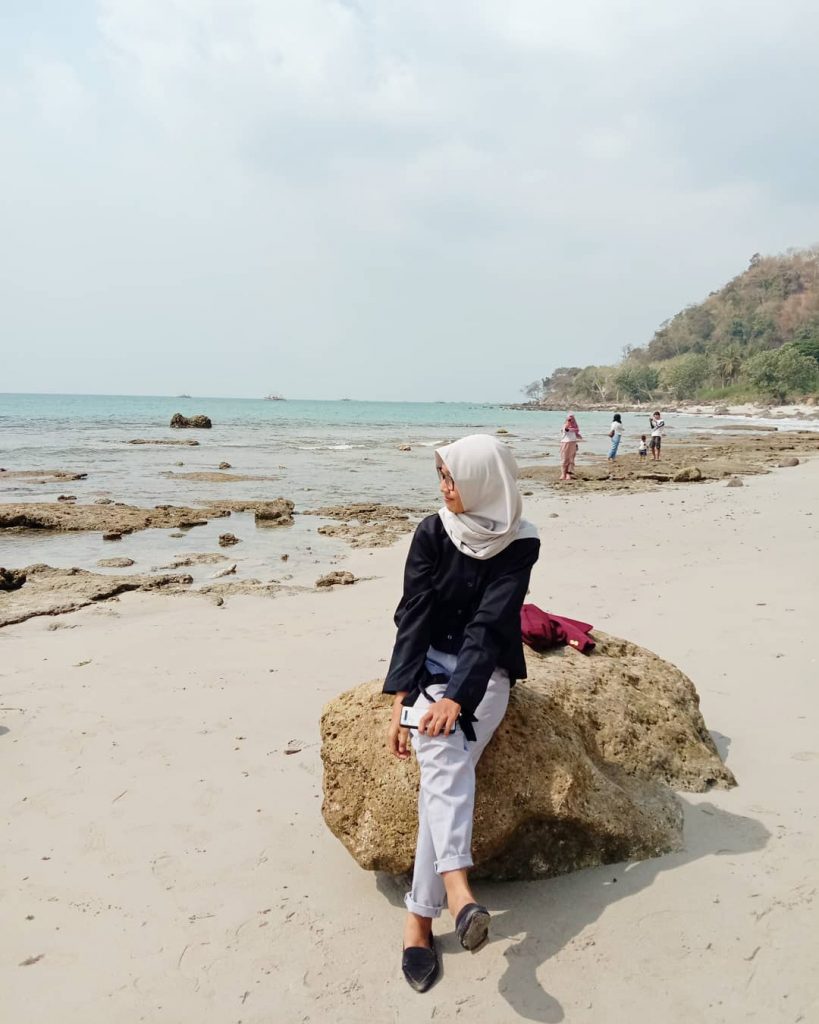 banten, pandeglang, pantai tanjung lesung, review, lokasi, dan tiket masuk pantai tanjung lesung