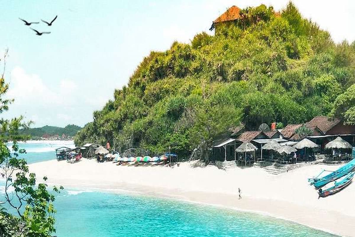 termasuk hidden gem, ini dia 10 pantai tersembunyi di jogja yang jarang orang tahu