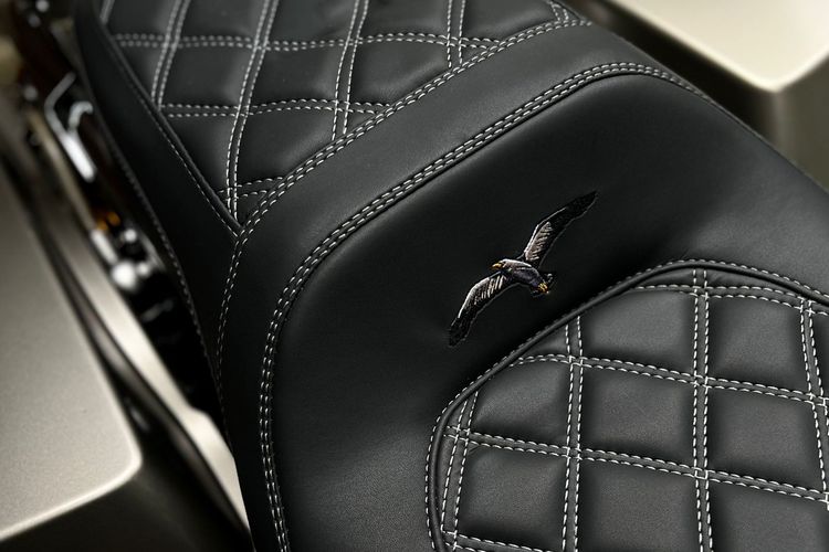 Tips Bikin Jok Motor Buat Harian Nyaman, Custom Sesuai Postur